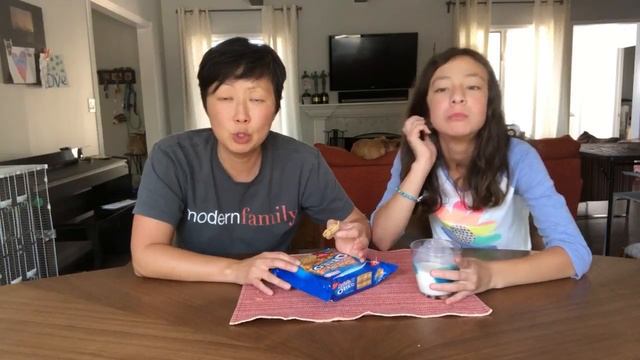 Limited Edition OREO - Apple Pie Flavor смотреть онлайн