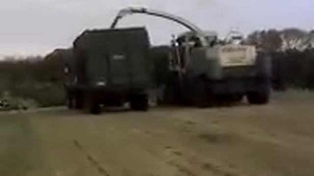 Claas Jaguar 900 starting up смотреть онлайн