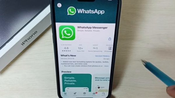 iPhone 15/15 Pro Max : How to Install WhatsApp Messenger App