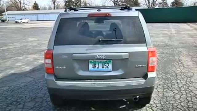 2012 Jeep Patriot Limited: Expert Car Review by Lauren Fix смотреть онлайн