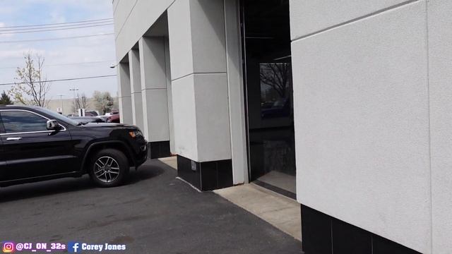 PULLING OFF THE SHOW ROOM IN A BRAND NEW 2021 RAM TRX *TRUCK SHOPPING* смотреть онлайн