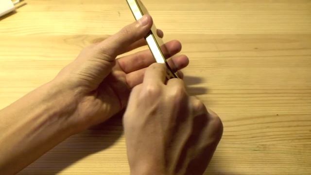iPhone 4S Unboxing And Hands-On смотреть онлайн