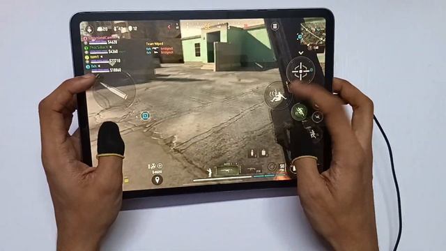 REALISTIC GRAPHICS + GAMEPLAY 60 FPS WARZONE MOBILE - 120 FPS IPAD PRO 4TH GEN HANDCAM GAMEPLAY смотреть онлайн