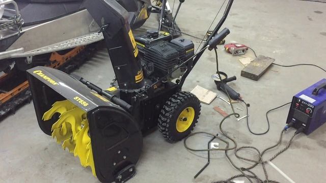 Модернизируем снегоуборщик. Электропривод хобота. Модернизация снегоуборщика.