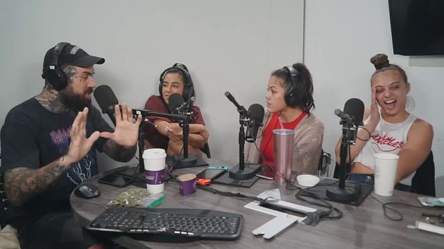 KENDRA SPADE & GIA DERZA GET ABSOLUTELY FILTHY