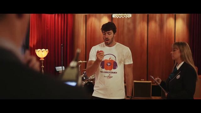 Yummy SweetTango apples: The Loudest Crunch смотреть онлайн