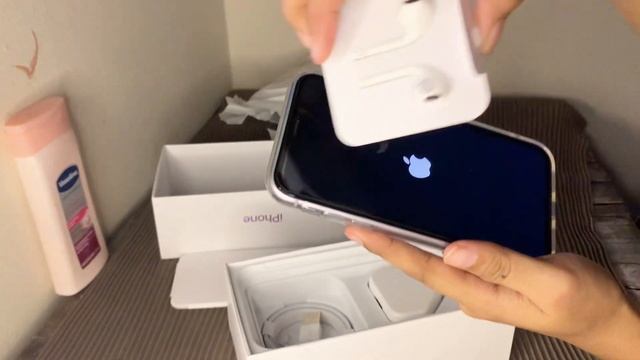 Unboxing iphone 11 (purple) in 2022| Indonesia смотреть онлайн