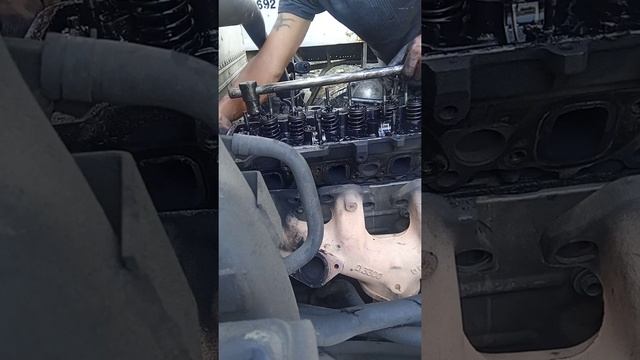 4HF1 Cylinder head gasket Blown,Radiator oil/water mix смотреть онлайн