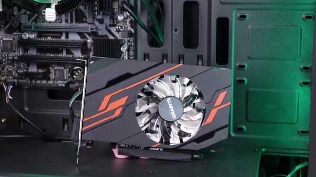 $300 vs $400 vs $500 Gaming PCs - What's the Best Build for the Money? (Guide 2018) смотреть онлайн