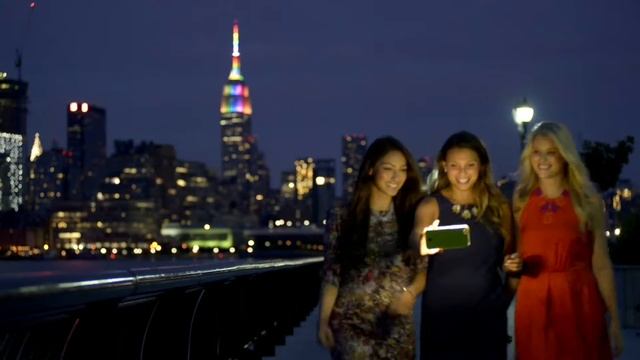 LuMee Light-Up iPhone 6/6S Selfie Case смотреть онлайн