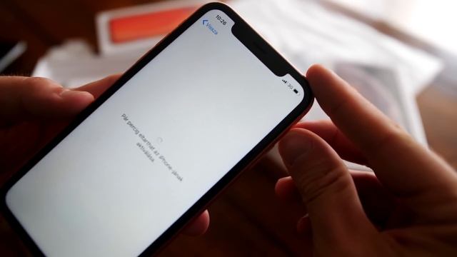 Új Animoji & széles Kávák | Apple iPhone Xr első lépés videó смотреть онлайн