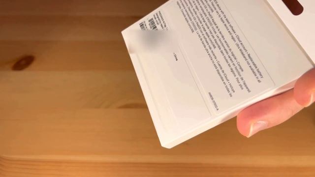 Unboxing The Apple AirTag смотреть онлайн