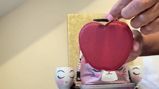 🍎🍎 COACH 👉🏽 UNBOXING 👈🏽 APPLE COIN PURSE / GUNMETAL / 1941 RED 🍎🍎 смотреть онлайн
