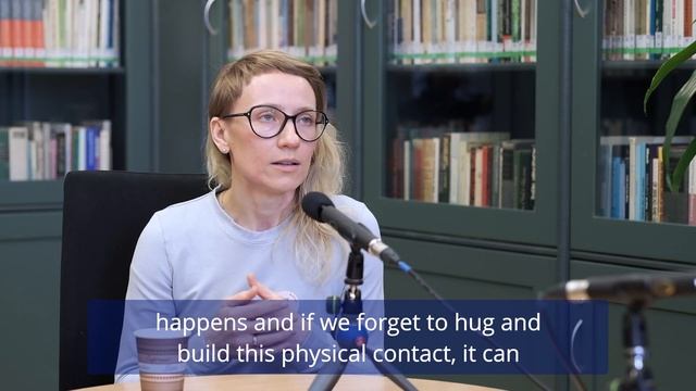 Anna Andersone: How hugging could save us смотреть онлайн