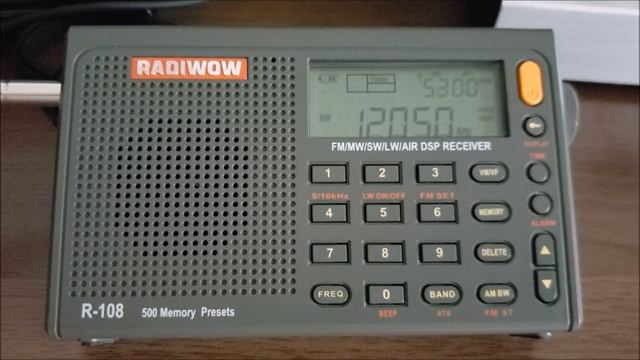 Reception comparison of weak signaled station with RADIWOW R-108 and TECSUN PL-330_08122020 смотреть онлайн