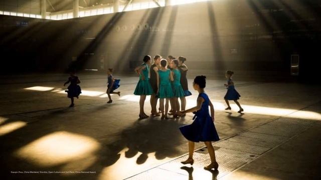 Photography Inspiration: Breathtaking Photos From The Sony World Photography Awards 2018 смотреть онлайн