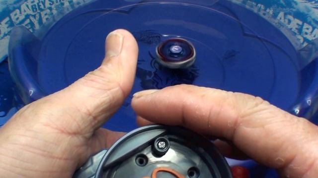 Beyblade How to remove the lock mechanism from the Rev Up Launcher. ベイブレード смотреть онлайн