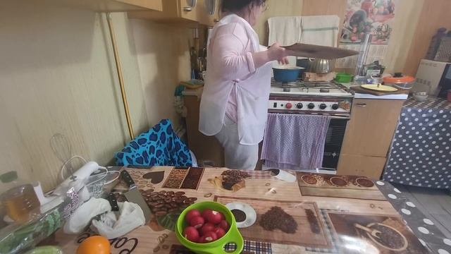 ШИКАРНЫЙ ПЛОВ С ИЗЮМОМ. смотреть онлайн