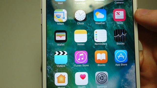 iPhone 7 How to Move Apps Icons (iOS 10) смотреть онлайн