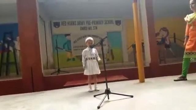 Red Red Apple Healthy to eat смотреть онлайн