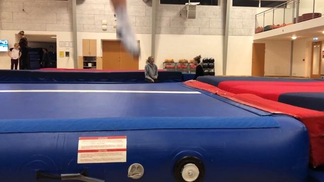 2018-Blok-Camilla смотреть онлайн