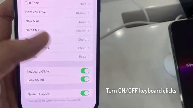 iPhone 13 Pro Max: How to Turn On/Off Keyboard Click Sound смотреть онлайн