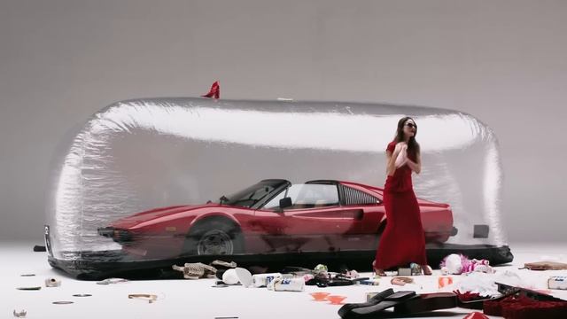 NIIA - Idk what to tell my friends (Official Video) смотреть онлайн