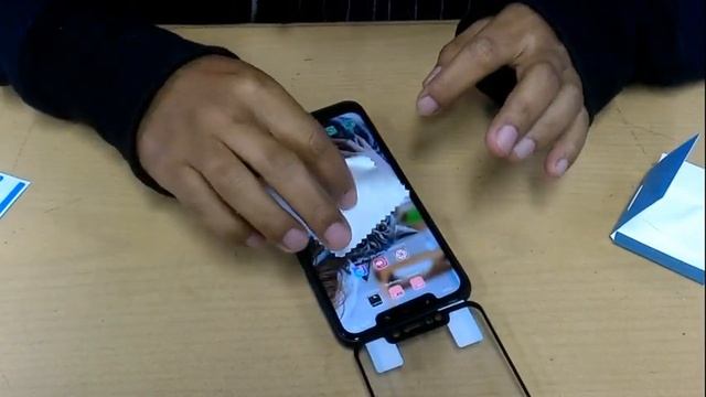 Tempered Glass Mocolo or Nillkin смотреть онлайн