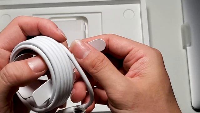 I bought this for Minecraft. Unboxing Apple Macbook Pro in 2020. Is it worth the money? смотреть онлайн