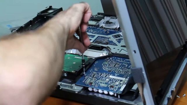 How to replace a hard drive in an Imac смотреть онлайн