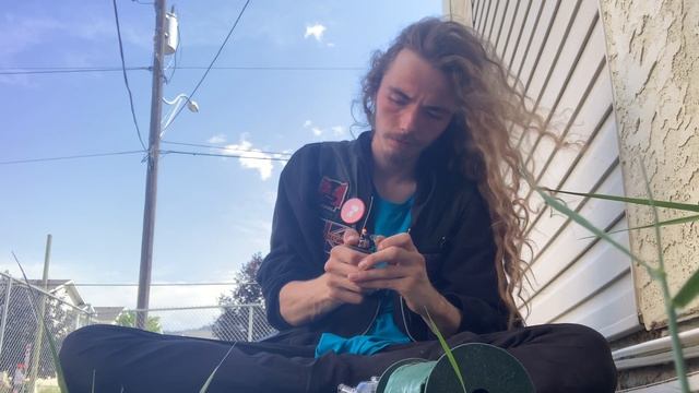 They Made a Glass Apple…to smoke hash with (The Häpple by Nugz Review) смотреть онлайн
