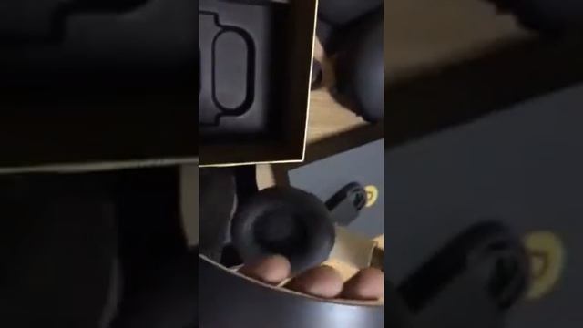 Beats studio 3 wireless are awesome ! смотреть онлайн