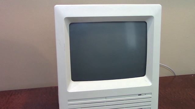 Macintosh SE FDHD - Overview