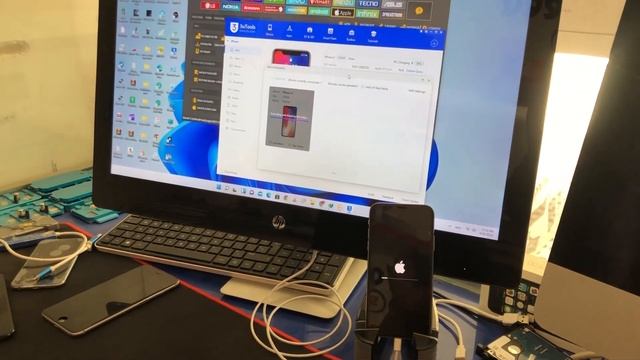 [Bypass Passcode] iPhone 8G - iPhone X IOS 16.4.1&16.5.x Ramdisk No Bootloop With Signal UnlockTool смотреть онлайн