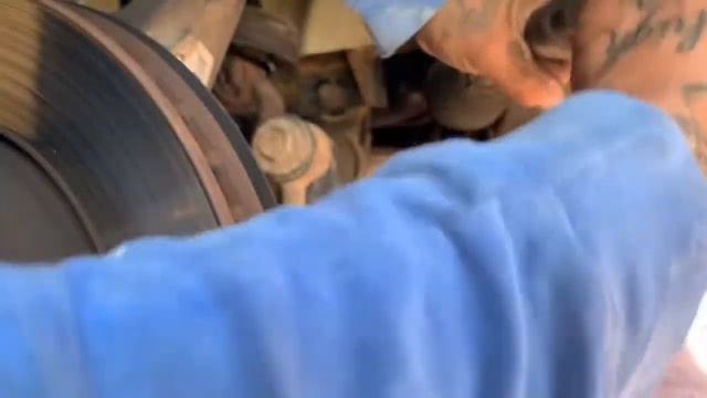 Como cambiarle las rotulas a in dodge nitro 2008 смотреть онлайн
