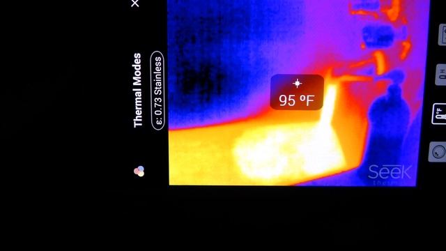 Seek Thermal Demo - Bathtub with hot running water смотреть онлайн