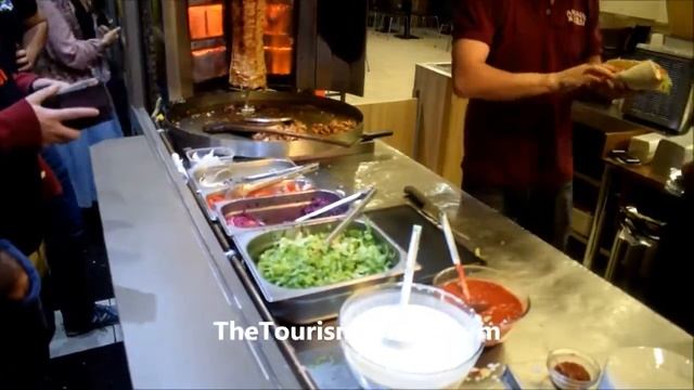 Шаварма в Будапеште, Венгрия / Shawarma (Döner Kebab) in Budapest, Hungary смотреть онлайн