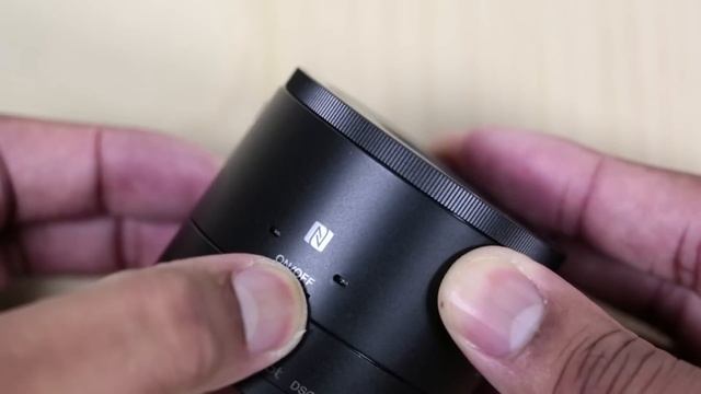 Sony QX100 iOS/Android Camera Lens Unboxing смотреть онлайн