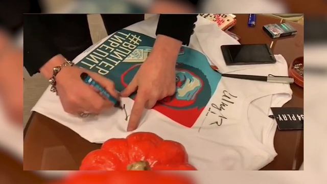 Невзоров подделал автограф Шнура смотреть онлайн