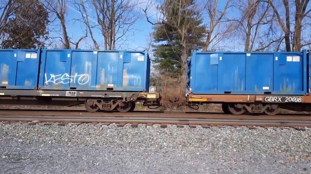 CSX 4 Engines pulls LONG FREIGHT, over 150 cars смотреть онлайн