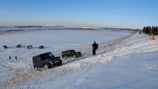 ДИКИЙ Subaru против ДЖИПОВ в ГОРКУ! Гонка Prado Vs Pajero Sport, Niva Vs Patriot