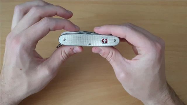 [REVIEW] Victorinox - FARMER | ALOX (Swiss Army Knife)