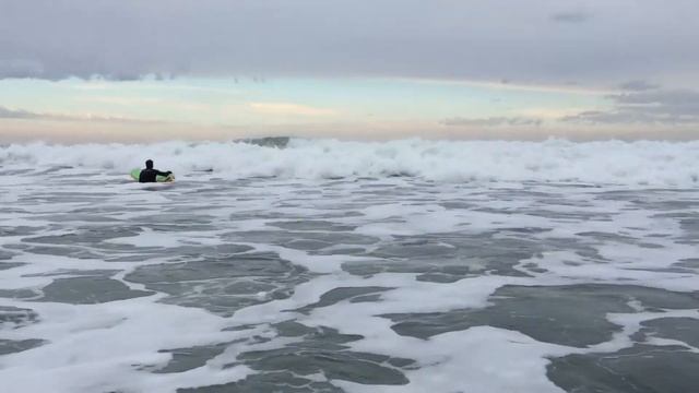 Boogieboarding (bodyboarding) at Westport, WA 24Oct2015 using Catalyst waterproof phone case. смотреть онлайн