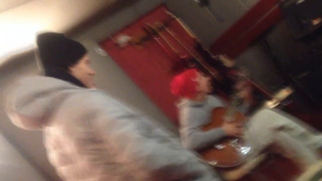 Кравц, Славон (Digital squad), Paramoldah на студии ШумЪ Recordz [Live jam] смотреть онлайн
