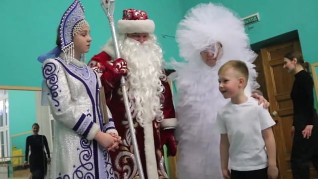 С Новым годом, Сувенир смотреть онлайн