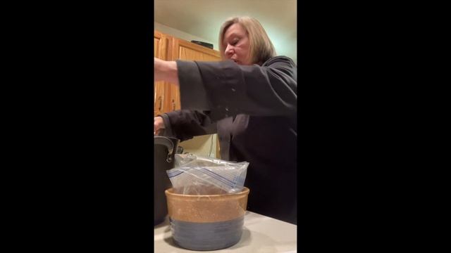 Apple Pie Filling with Rose смотреть онлайн