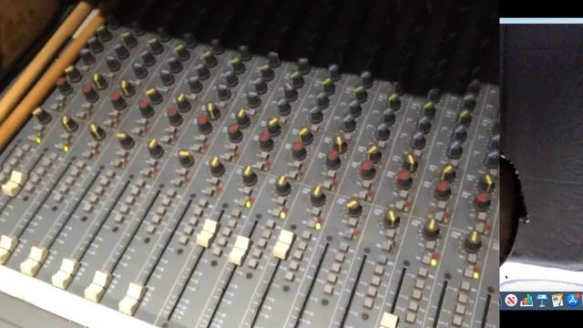 Online Music Teaching - Setting up a mixer and mics смотреть онлайн