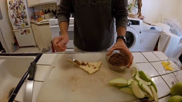 Mini Apple Pie Crescent Roll Recipe. Quick & Delicious -Jonny DIY смотреть онлайн