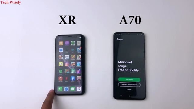 iPhone XR vs SAMSUNG A70 | Speed Test Comparison смотреть онлайн