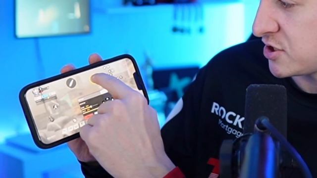 Unboxing IPHONE 13 PRO MAX for PUBG MOBILE + INSANE CASE 🔥 смотреть онлайн